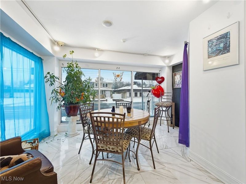 1214 E Market Street, Warren, OH 44483 Photo 15