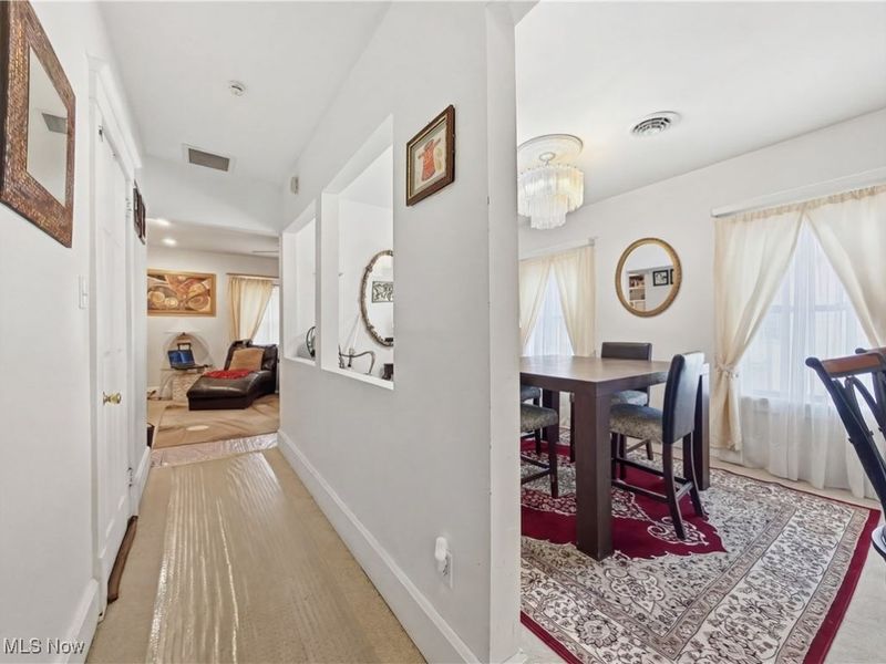 1214 E Market Street, Warren, OH 44483 Photo 4