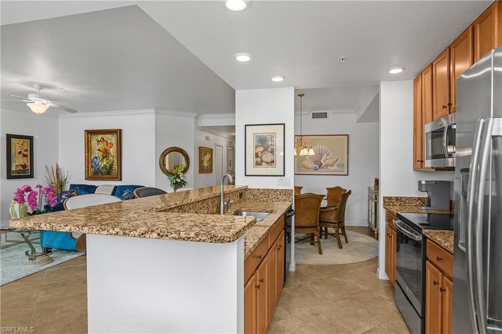 9533 Avellino Way, Unit 2914, Naples, FL 34113 Photo