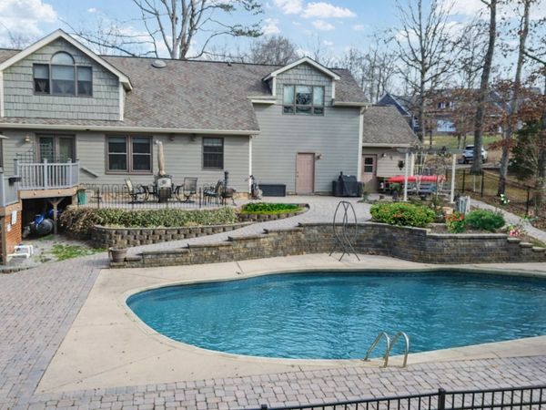 1909 Beech Cove Drive, Cleveland, TN 37312