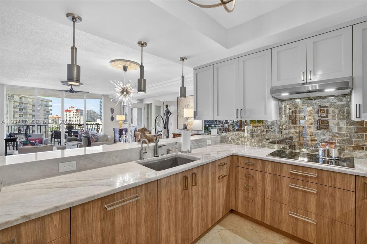 100 S Birch Rd, Unit 1103F, Fort Lauderdale, FL 33316 Photo