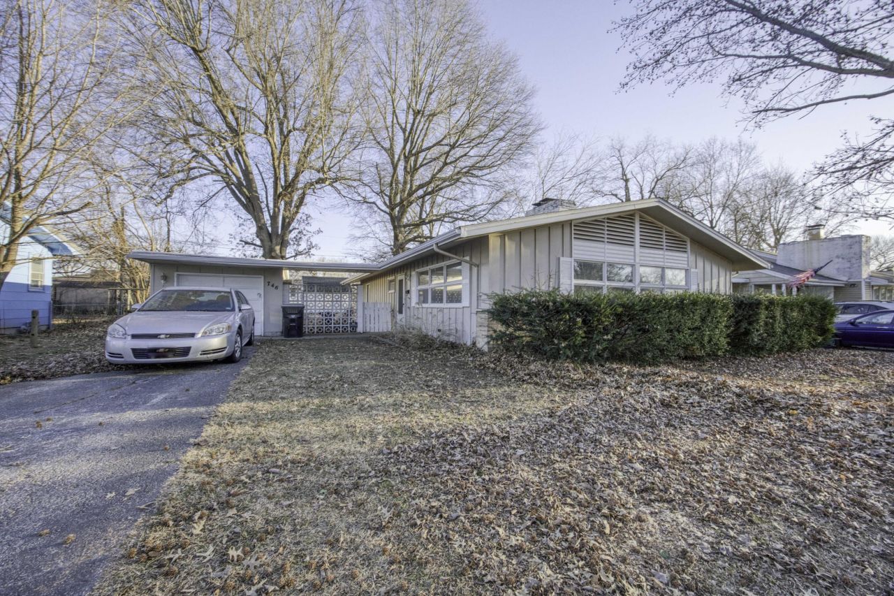 746 N Oak Grove Avenue, Springfield, MO 65802 Main Photo