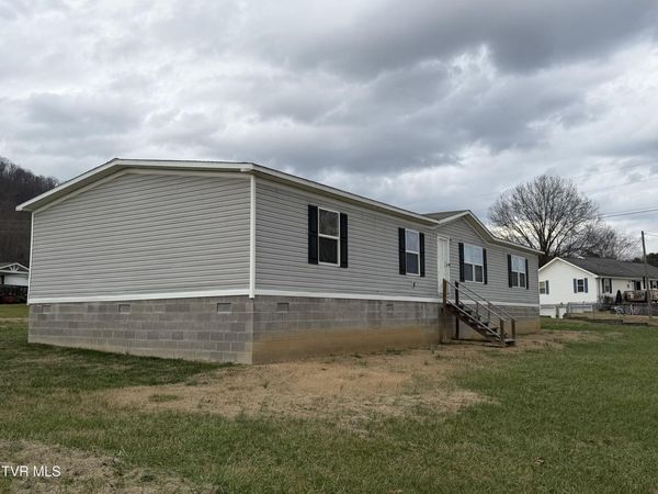 249 Dabeej Drive, Mooresburg, TN 37811