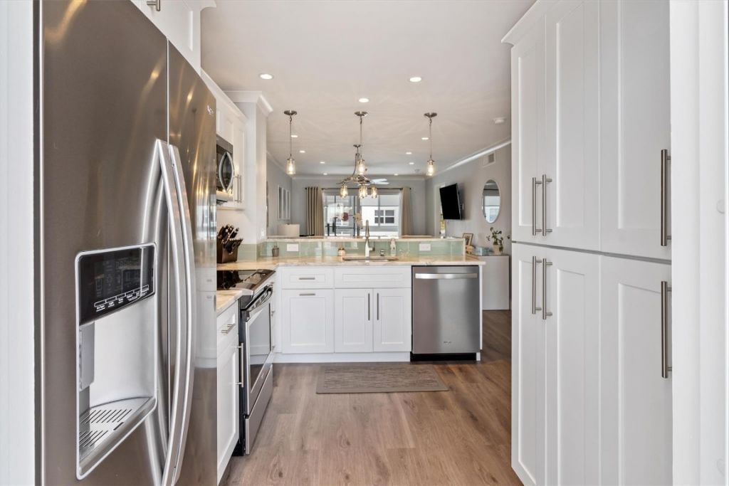 1461 S Ocean Boulevard, Unit 226, Lauderdale by the Sea, FL 33062 Photo