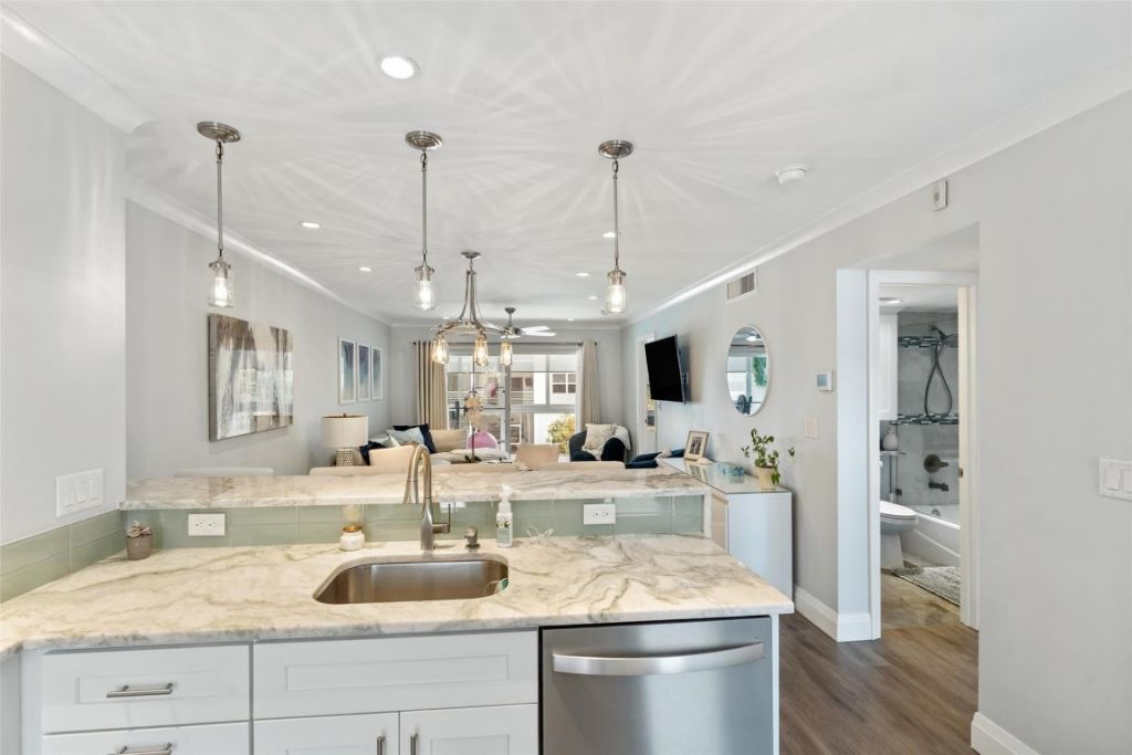 1461 S Ocean Boulevard, Unit 226, Lauderdale by the Sea, FL 33062 Photo