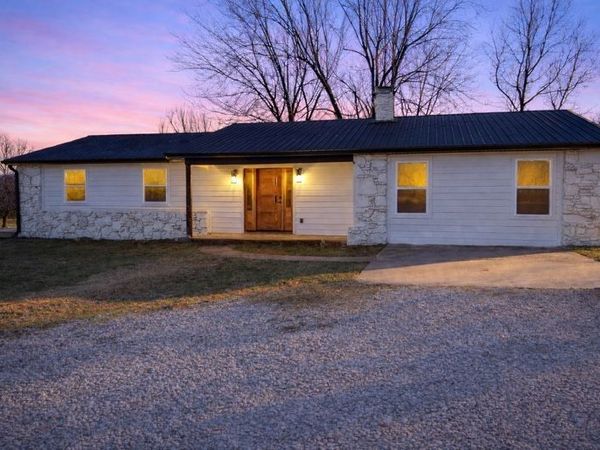 17471 Highway 412, Huntsville, AR 72740