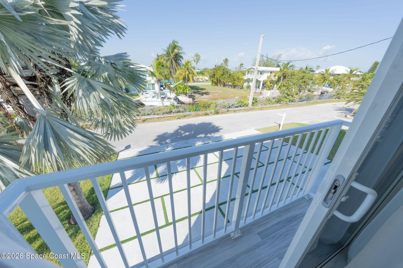 1631 Sunrise Drive, Big Pine Key, FL 33043 Photo