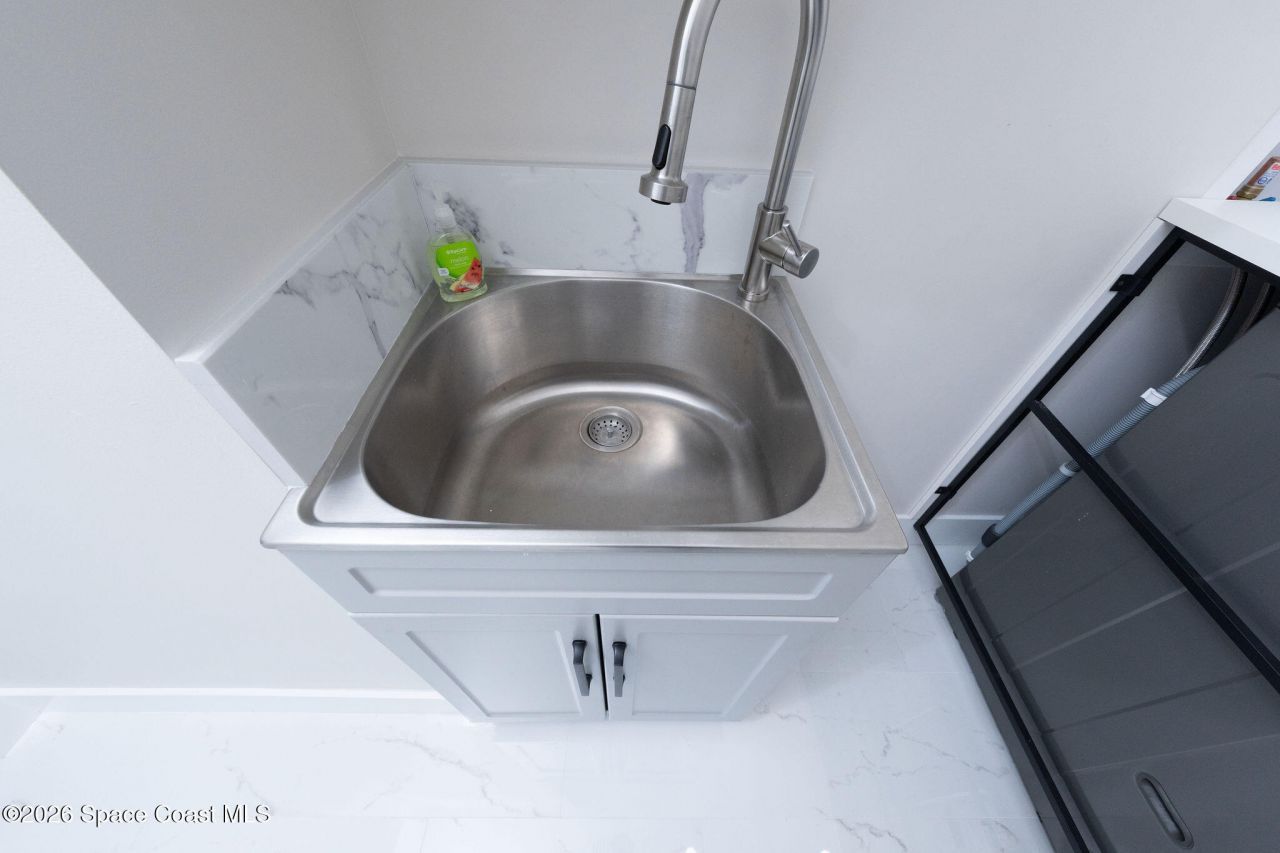 1631 Sunrise Drive, Big Pine Key, FL 33043 Photo