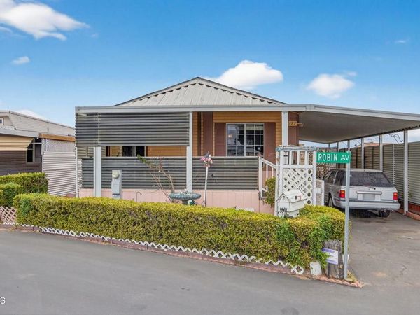 2177 Robin Avenue, Unit 2177A, Oxnard, CA 93033