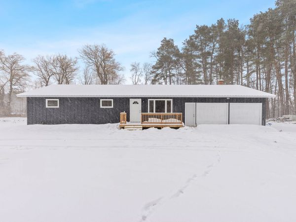 8551 Carlson Road, Sheridan, MI 48884