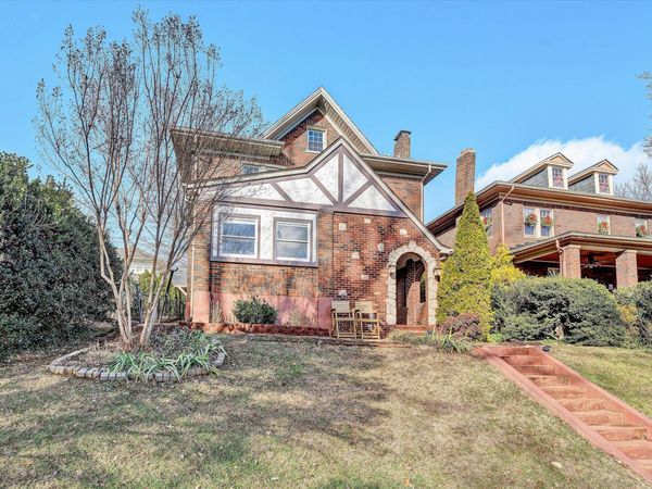 2705 Wycliffe AVE SW, Roanoke, VA 24014