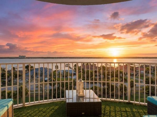 2 Oceans West Boulevard, Unit 703, Daytona Beach Shores, FL 32118