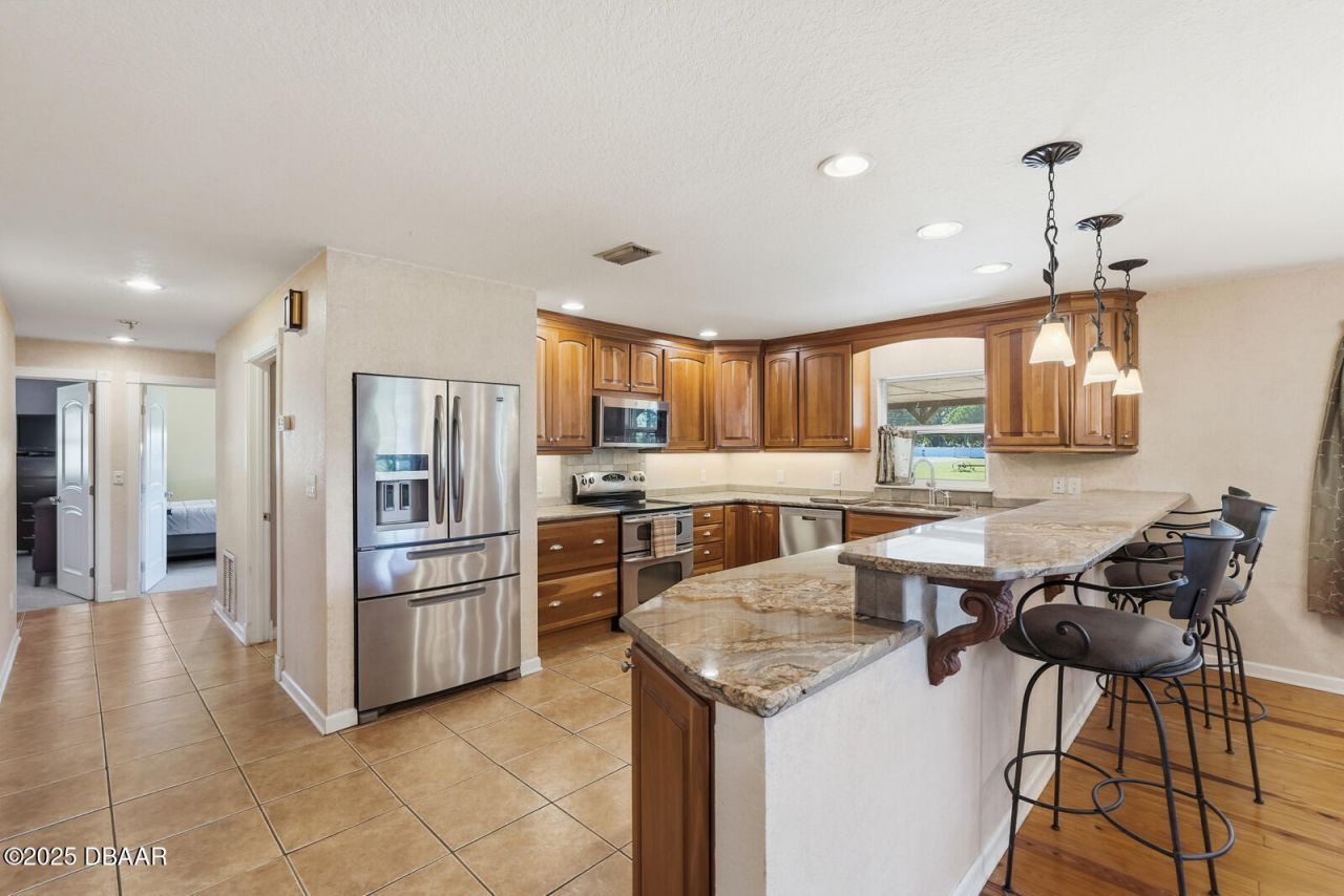 191 Howes Street, Oak Hill, FL 32759 Photo