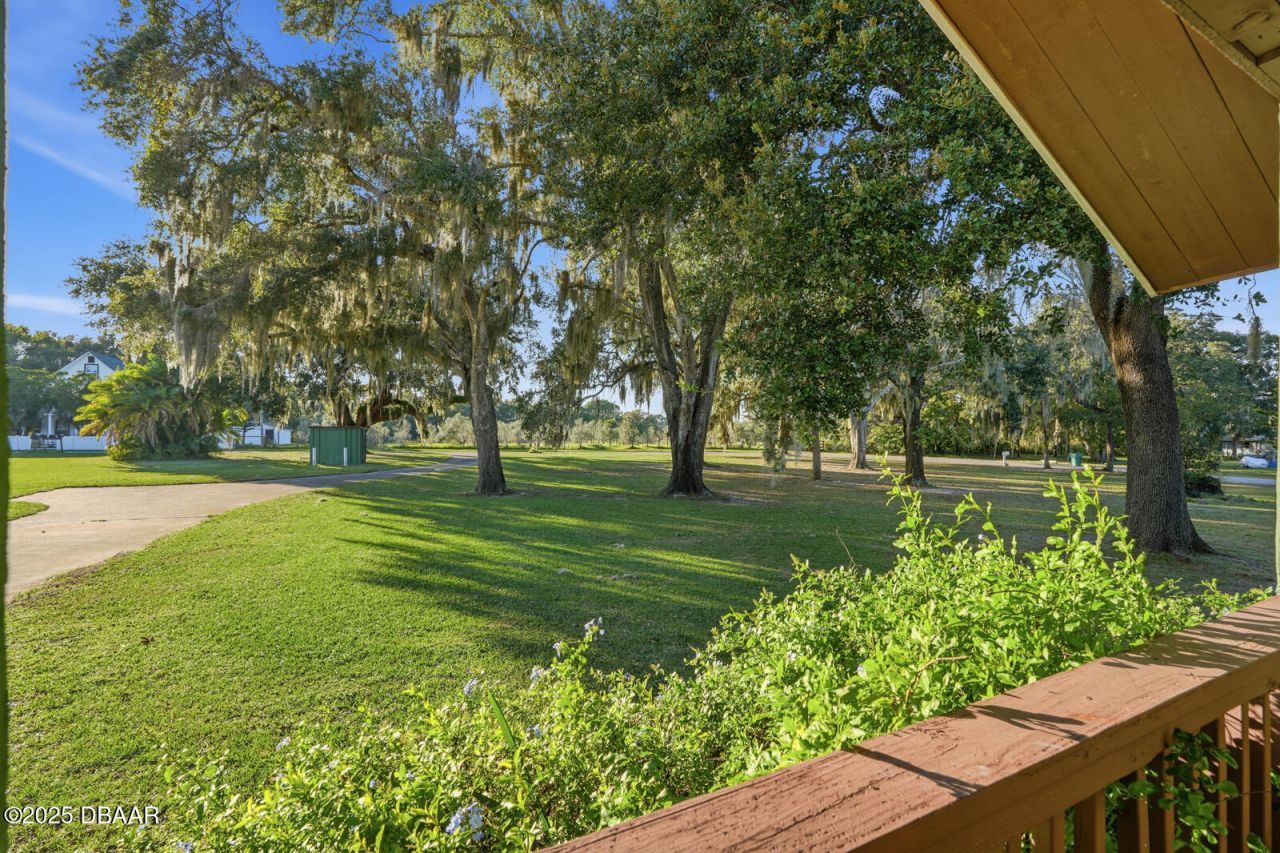 191 Howes Street, Oak Hill, FL 32759 Photo