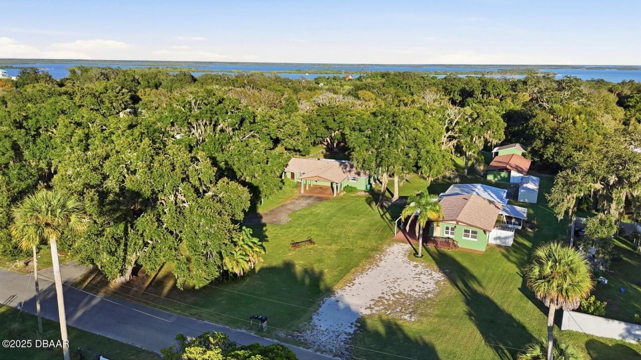 191 Howes Street, Oak Hill, FL 32759 Photo