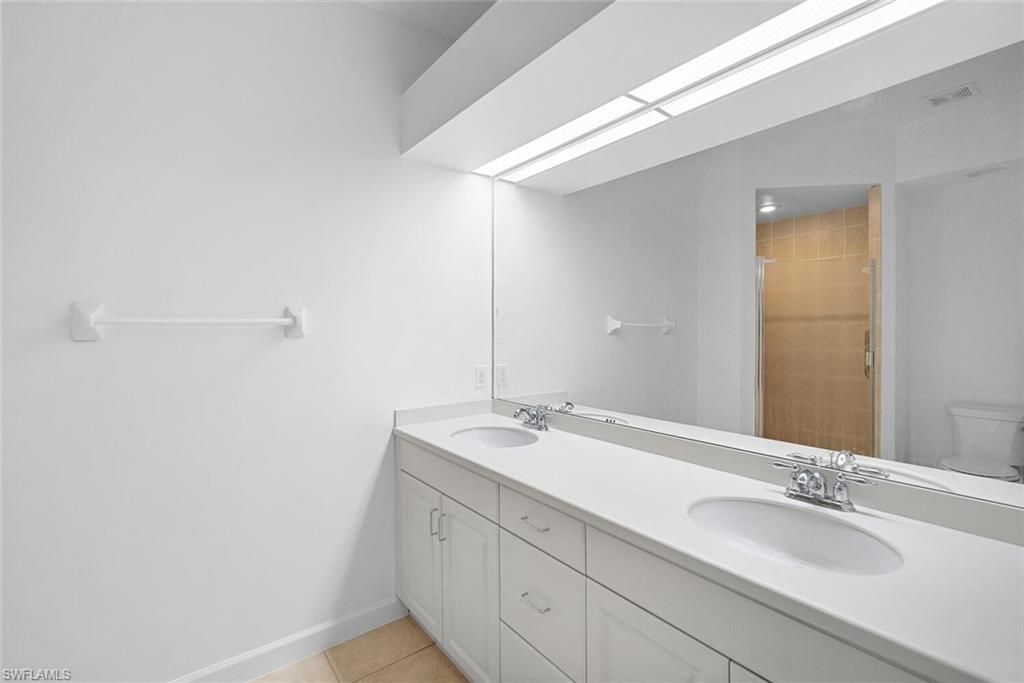 8581 Via Garibaldi Cir, Unit 201, Estero, FL 33928 Photo