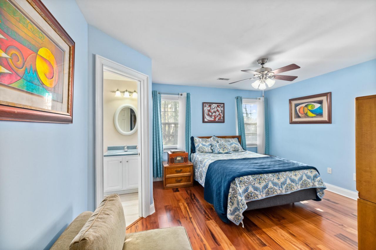 4431 Wild Thicket Lane Photo 15