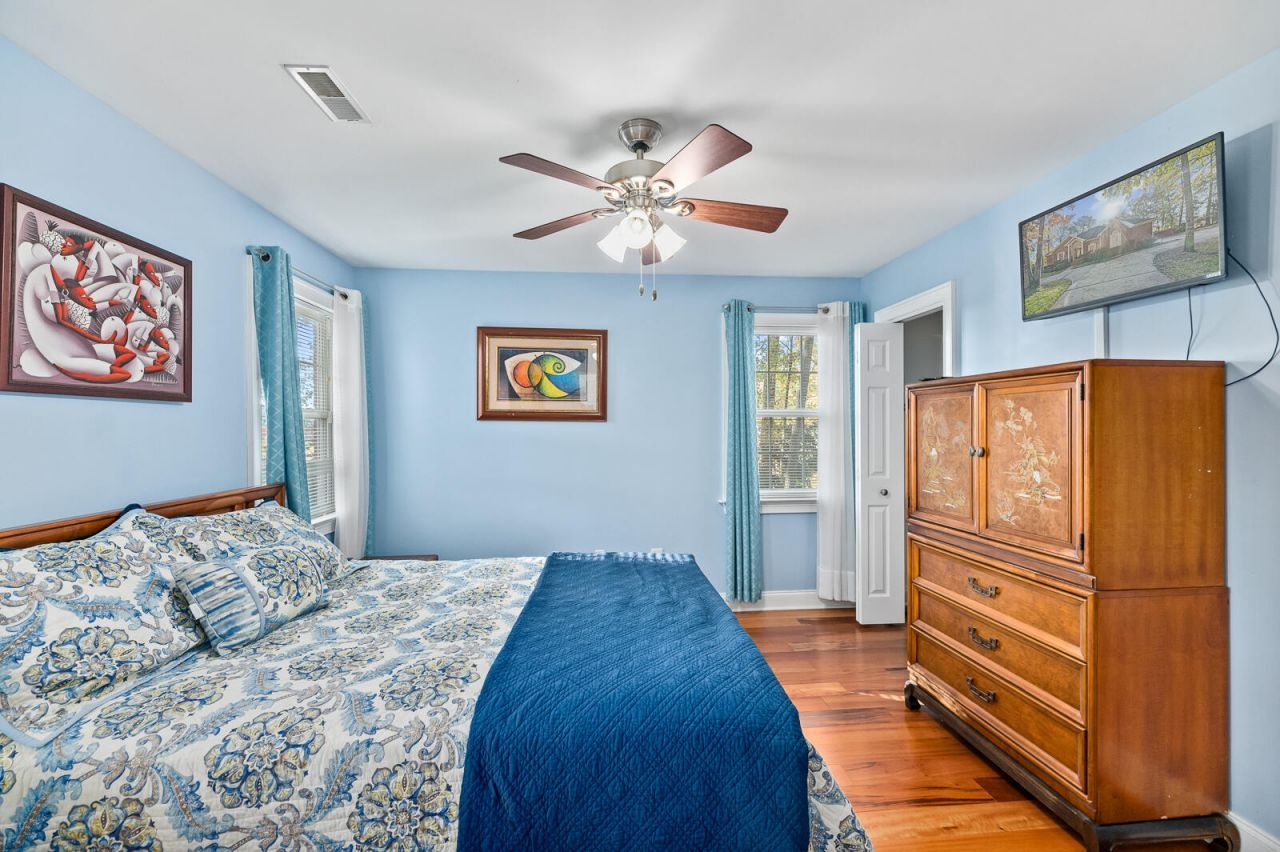 4431 Wild Thicket Lane Photo 16