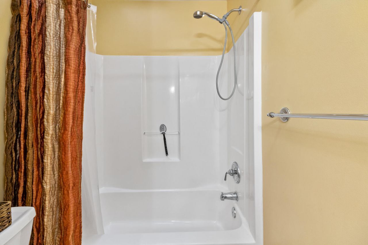 4431 Wild Thicket Lane Photo 22