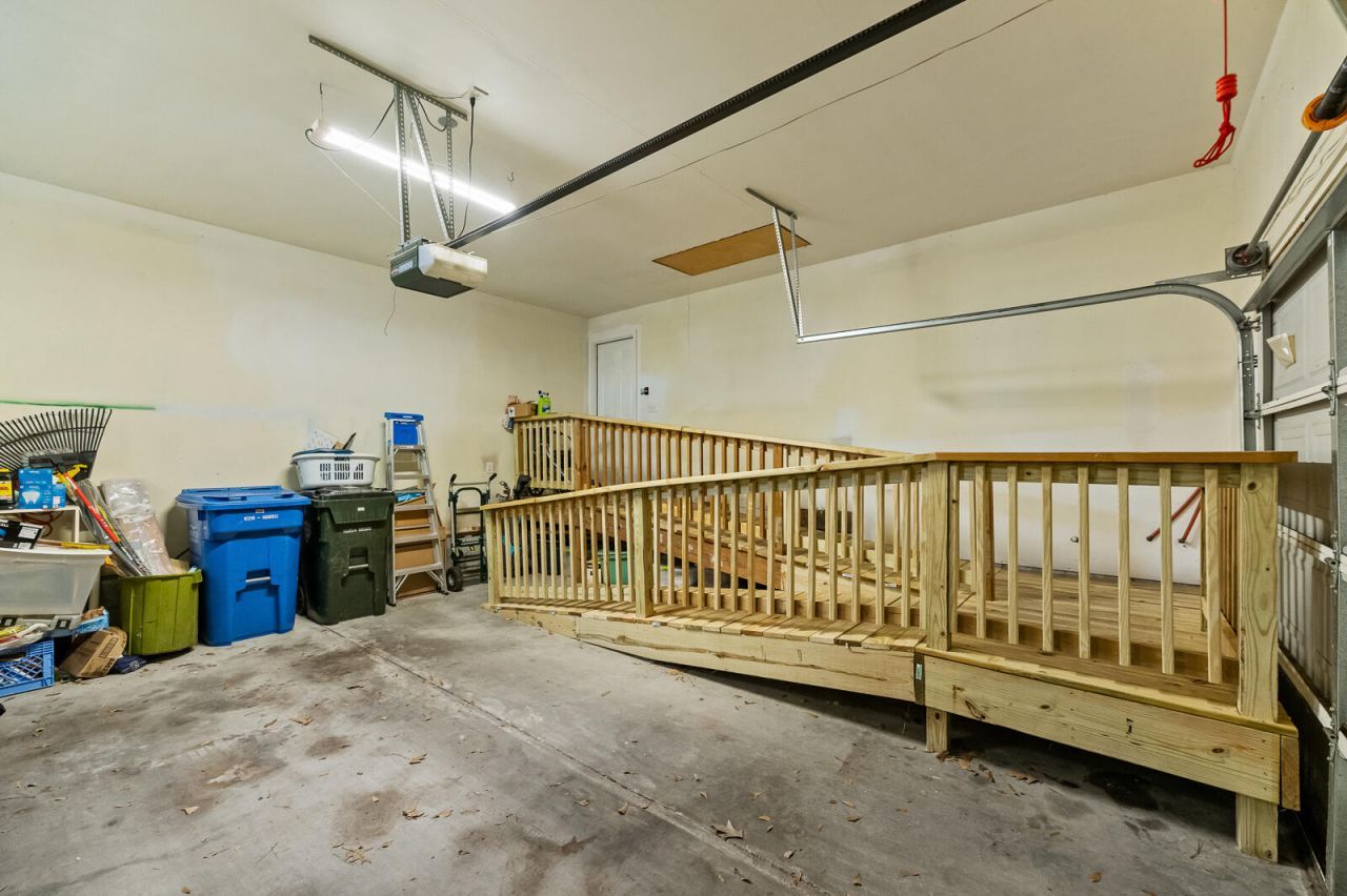 4431 Wild Thicket Lane Photo 31