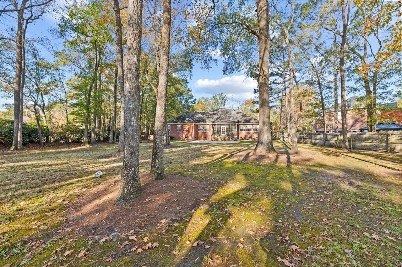 4431 Wild Thicket Lane Photo 32