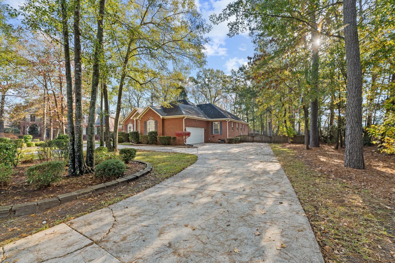 4431 Wild Thicket Lane Photo 36