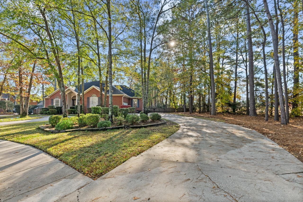 4431 Wild Thicket Lane Photo 40