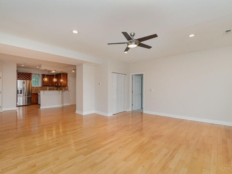 964 Auburnview Drive, Unit 3E, Cincinnati, OH 45206 Photo 12