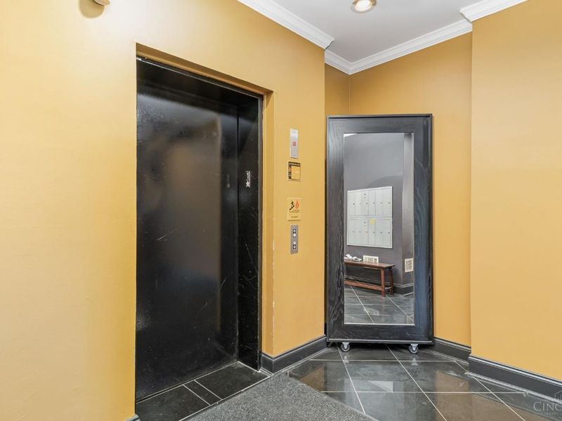 964 Auburnview Drive, Unit 3E, Cincinnati, OH 45206 Photo 6