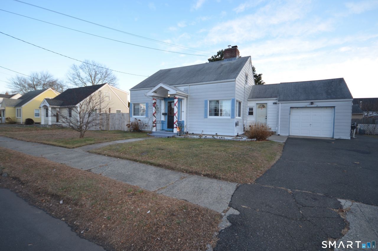 855 Burnsford, Bridgeport, CT 06606 Main Photo
