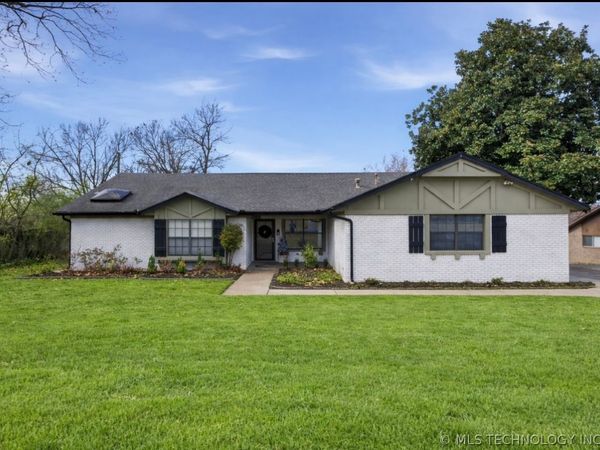 11618 S 74th East Avenue, Bixby, OK 74008