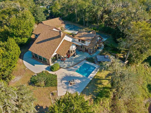 160 W Genung St, St Augustine, FL 32086