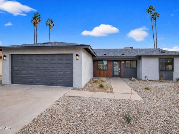 2717 W MEDINA Avenue, Mesa, AZ 85202