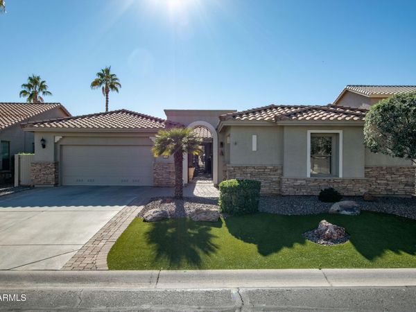 15947 W MULBERRY Drive, Goodyear, AZ 85395