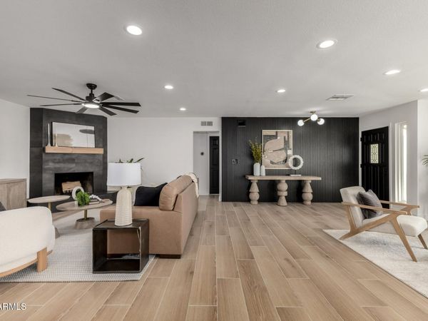 5040 E COLUMBINE Drive, Scottsdale, AZ 85254