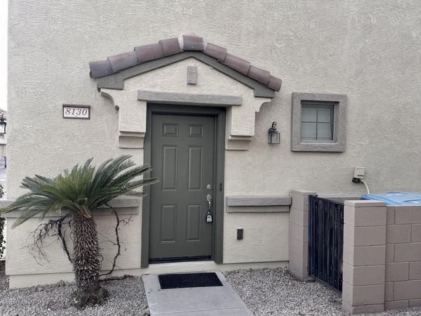 8130 W GROOM CREEK Road, Phoenix, AZ 85043