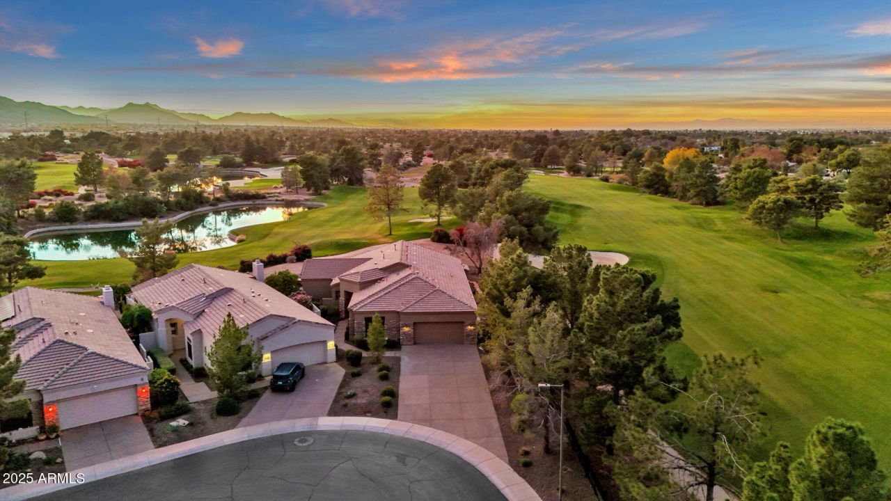 6832 S 38th Place, Phoenix, AZ 85042 Main Photo