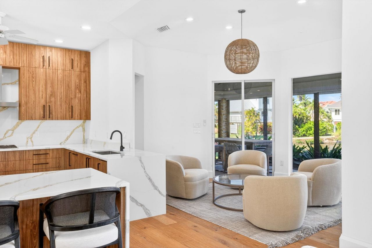 9008 Mockingbird Drive, Sanibel, FL 33957 Photo