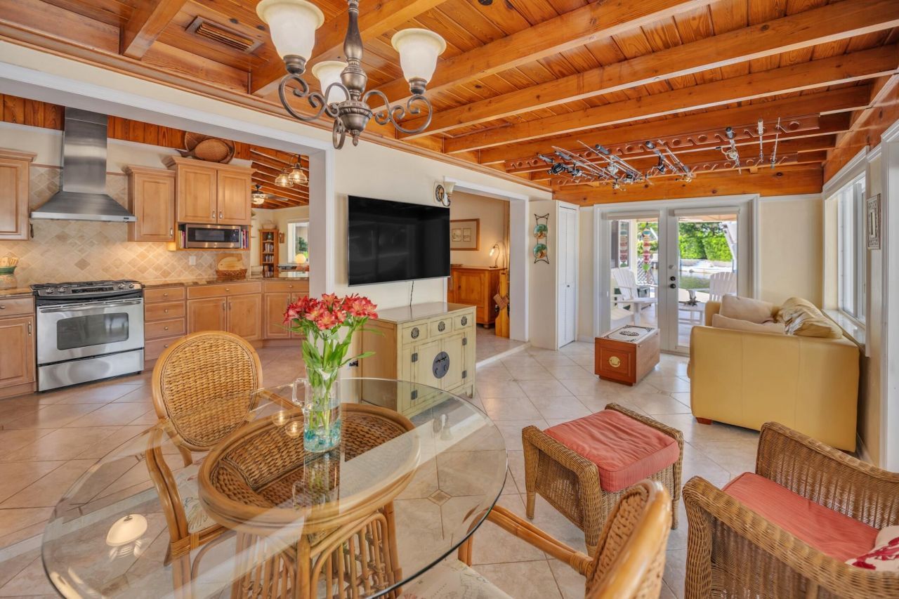 213 Nautilus Drive, Islamorada, FL 33036 Photo