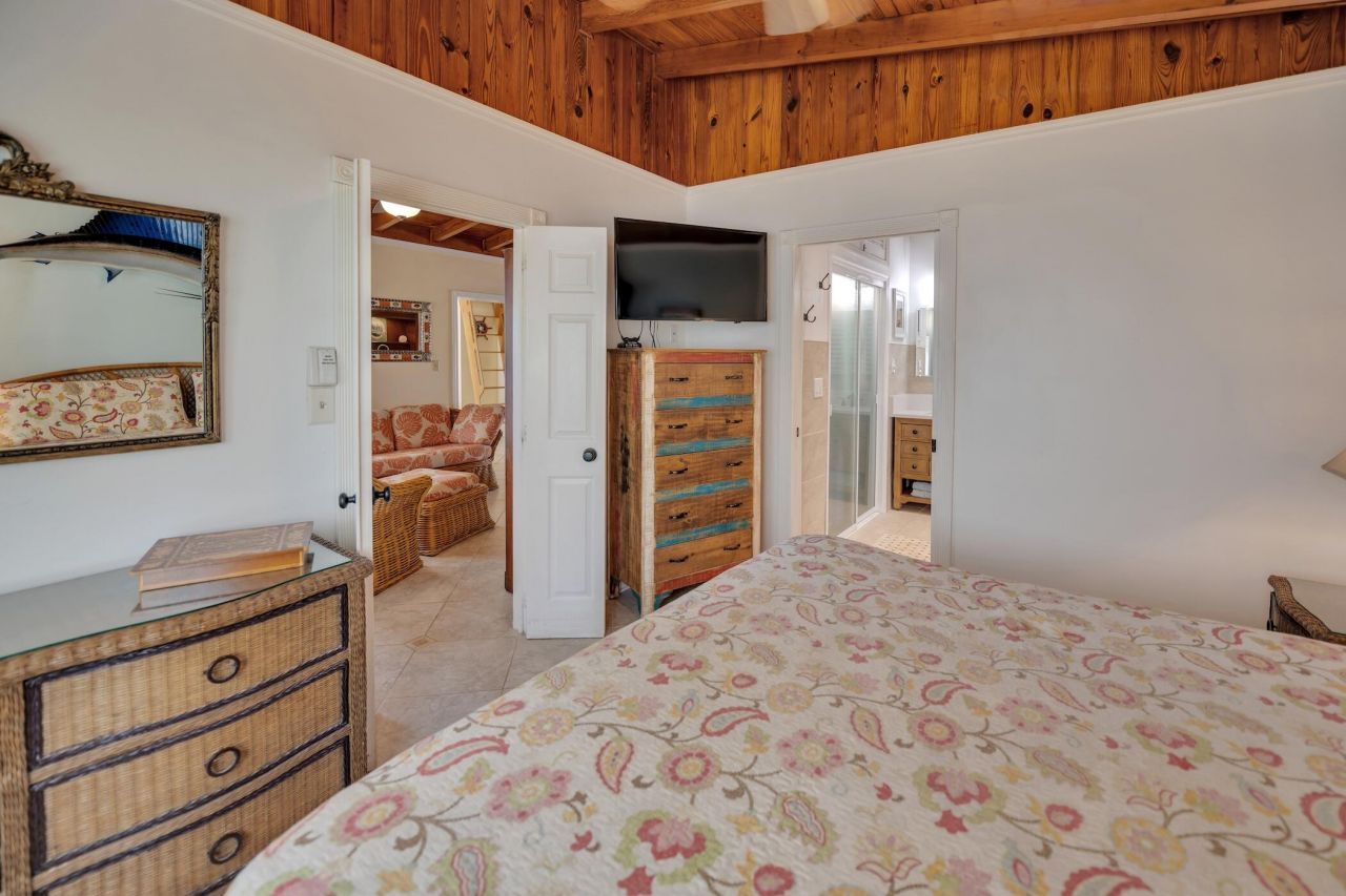 213 Nautilus Drive, Islamorada, FL 33036 Photo