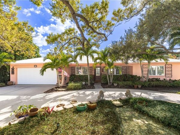 11 Starfish Drive, Vero Beach, FL 32960
