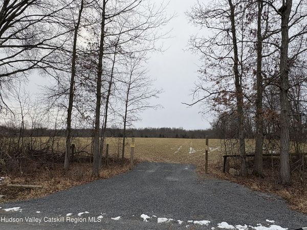 5 Stokes Lane, Gardiner, NY 12525