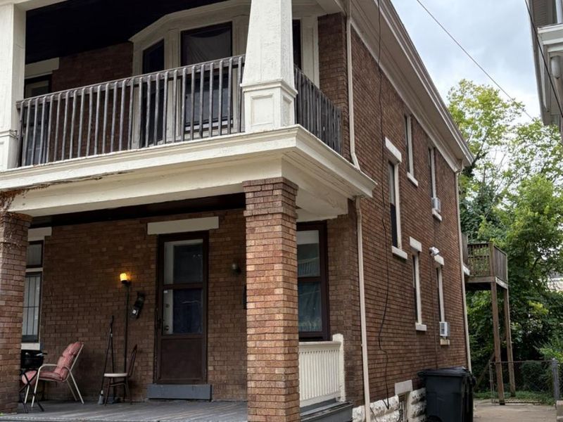 567 Stewart Place, Cincinnati, OH 45229 Photo 2