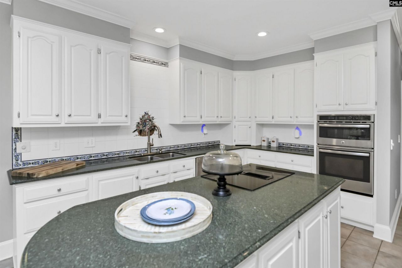 271 Sheringham Road Photo 11