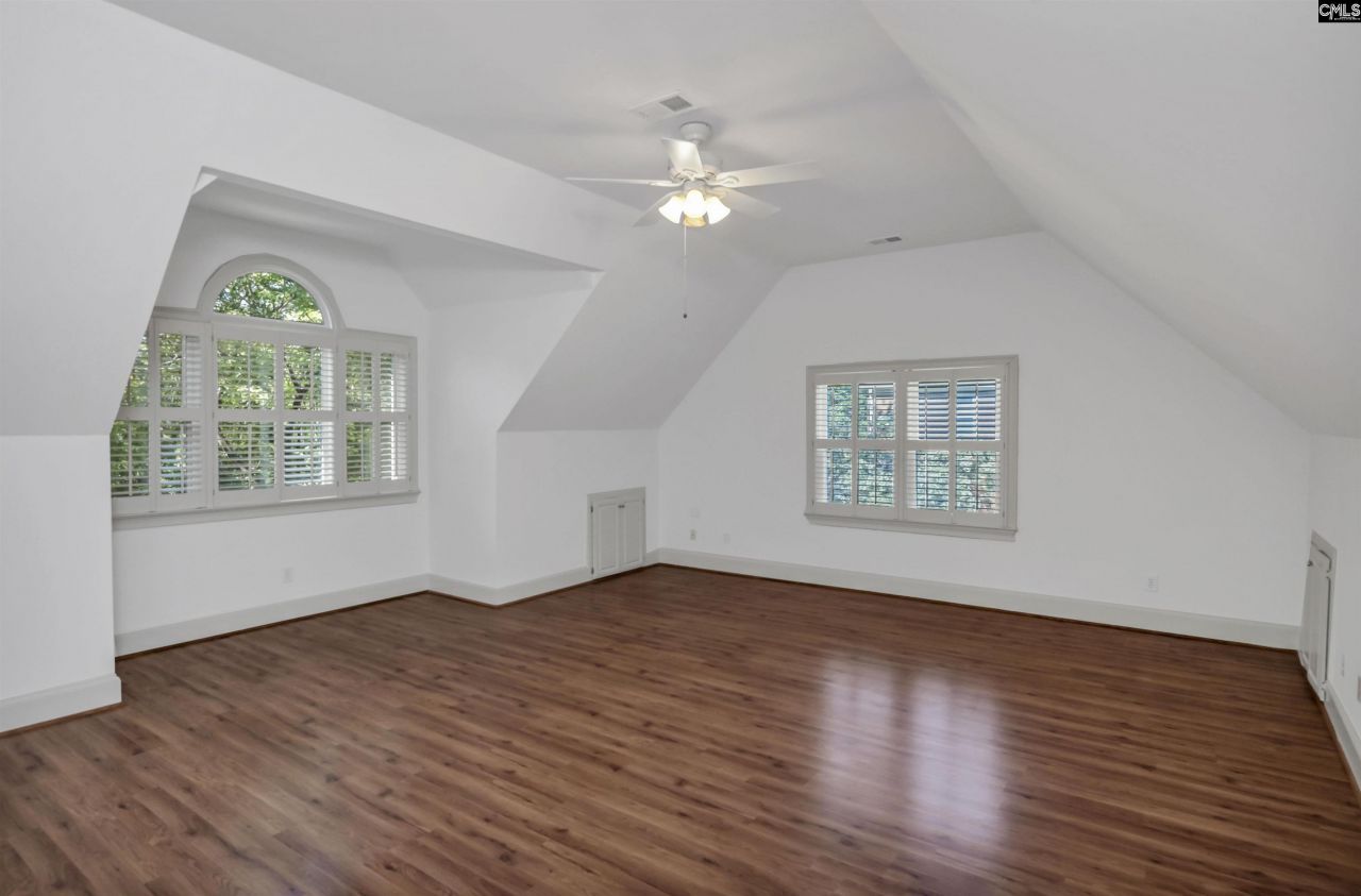 271 Sheringham Road Photo 30