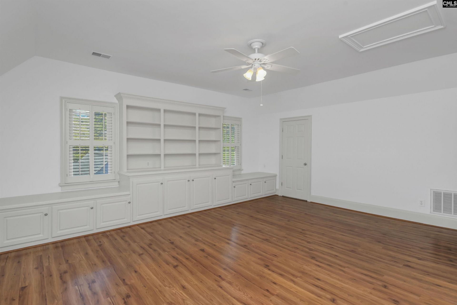 271 Sheringham Road Photo 40