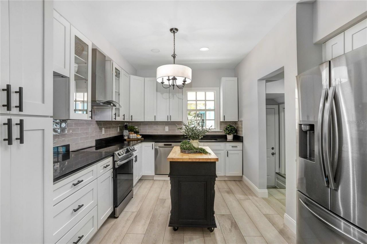 1960 Mckinley Street, Clearwater, FL 33765 Photo