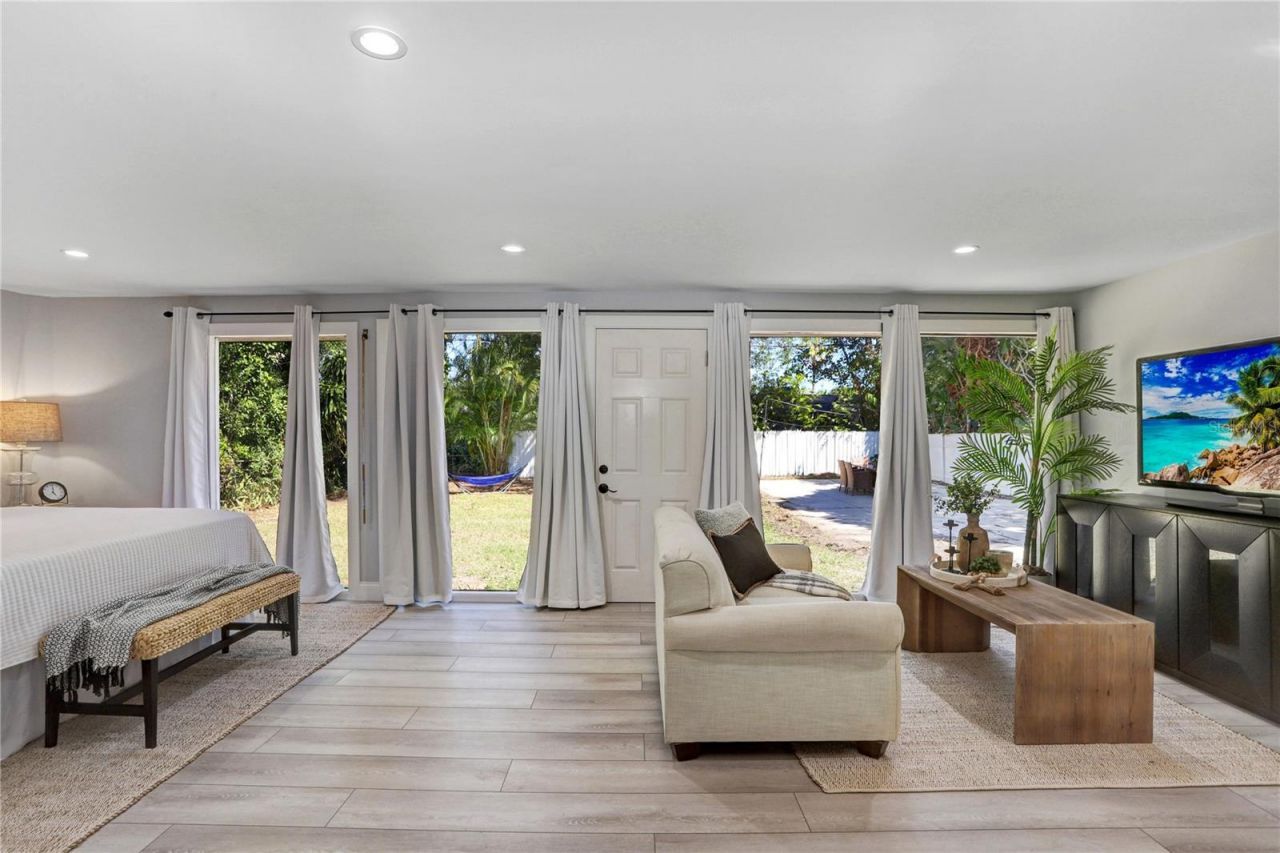 1960 Mckinley Street, Clearwater, FL 33765 Photo