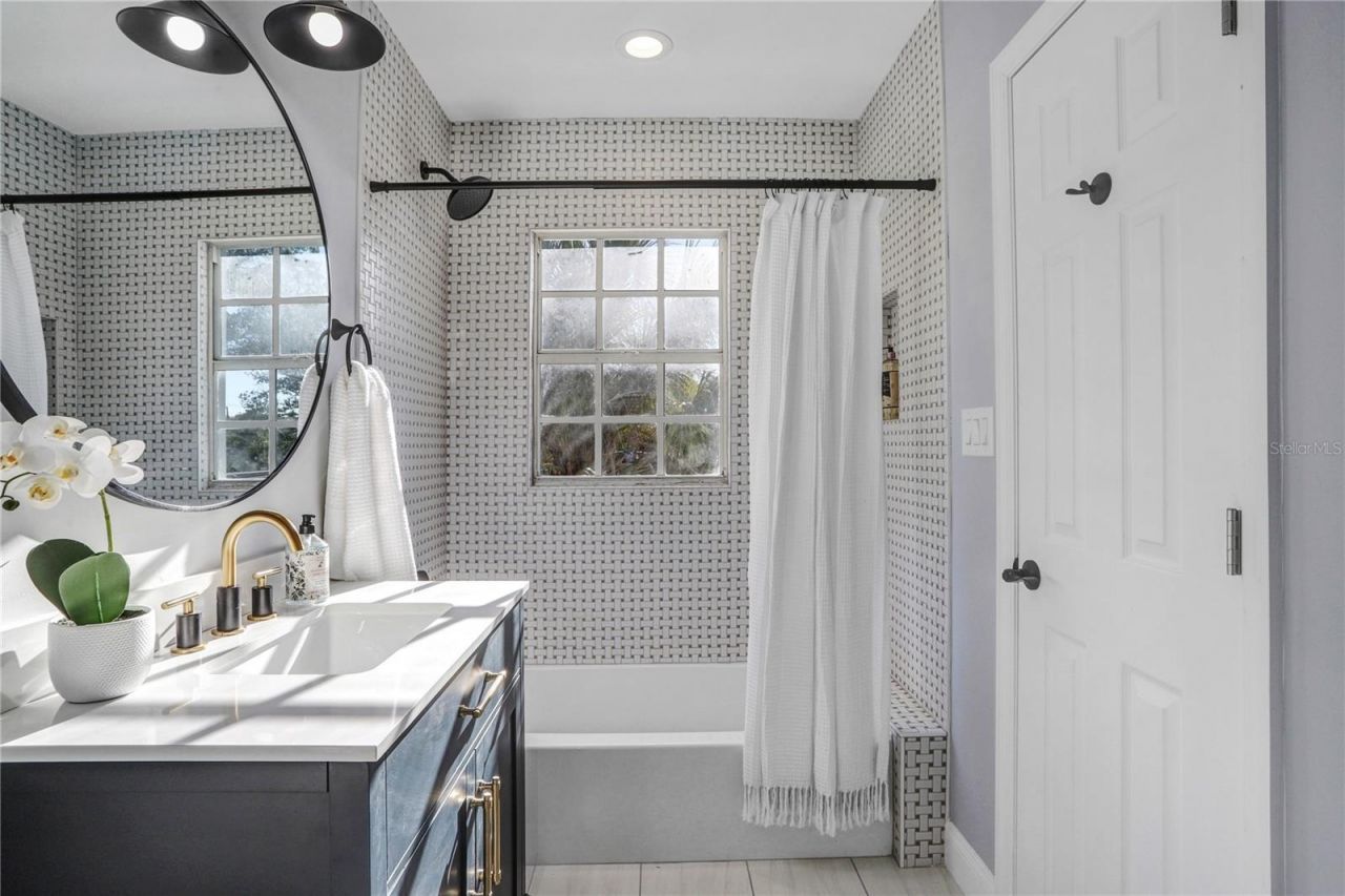 1960 Mckinley Street, Clearwater, FL 33765 Photo