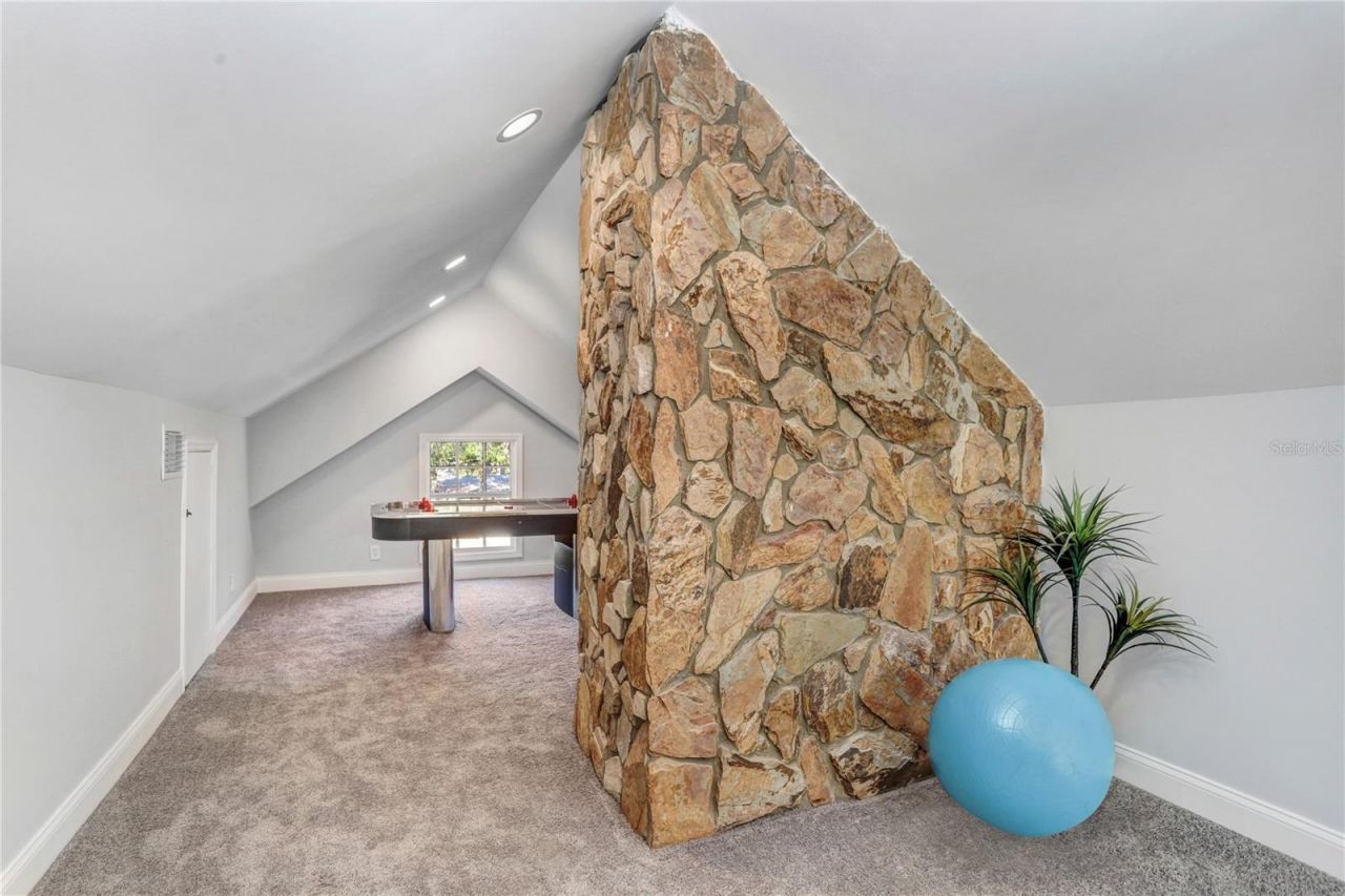 1960 Mckinley Street, Clearwater, FL 33765 Photo